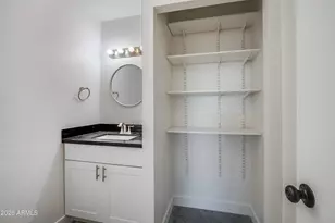 3846 N 30th St, Phoenix, AZ 85016 - Photo 13