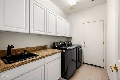 5518 E Ludlow Drive, Scottsdale, AZ 85254 - Photo 27