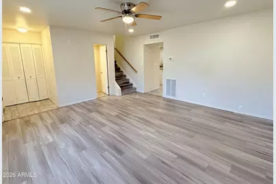 6742 N 43rd Avenue, Glendale, AZ 85301 - Photo 5