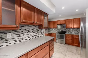 11430 N Blue Ridge Dr, Sun City, AZ 85351 - Photo 3