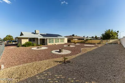 11430 N Blue Ridge Drive, Sun City, AZ 85351 - Photo 21