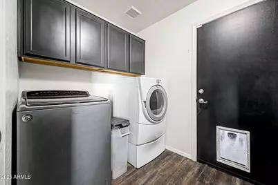 1073 S 239th Drive, Buckeye, AZ 85326 - Photo 17