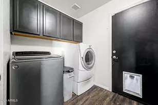 1073 S 239th Dr, Buckeye, AZ 85326 - Photo 17