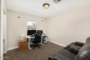 906 E Jasmine St, Mesa, AZ 85203 - Photo 29