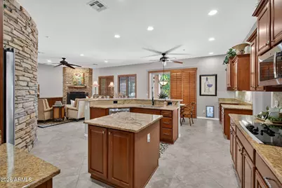 26860 N 89th Drive, Peoria, AZ 85383 - Photo 17