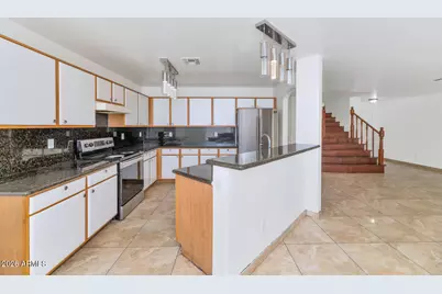 7775 N 57th Avenue, Glendale, AZ 85301 - Photo 9