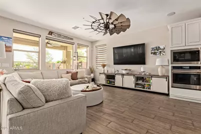 1657 S Henry Lane, Gilbert, AZ 85295 - Photo 7