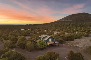 9042 N Red Fox Ln, Williams, AZ 86046 - Photo 5