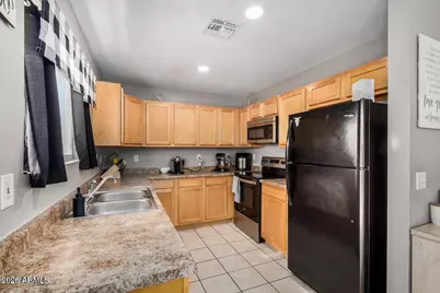 8043 W Eva Street, Peoria, AZ 85345 - Photo 7