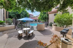 5104 N 32nd St, Phoenix, AZ 85018 - Photo 25