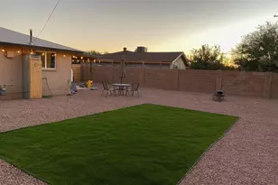6320 W Mitchell Dr, Phoenix, AZ 85033 - Photo 15