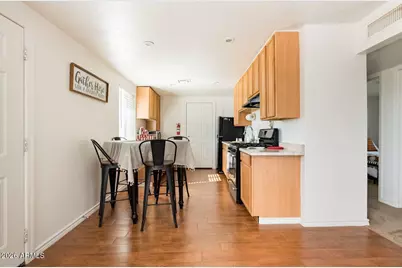 6320 W Mitchell Drive, Phoenix, AZ 85033 - Photo 5