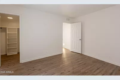 3401 N 37th Street #Unit 13, Phoenix, AZ 85018 - Photo 17