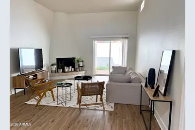 3401 N 37th Street #Unit 13, Phoenix, AZ 85018 - Photo 5