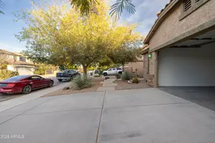 45387 W Alamendras St, Maricopa, AZ 85139 - Photo 17