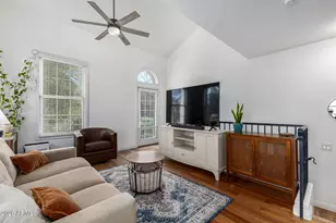 5607 S 21st Pl, Phoenix, AZ 85040 - Photo 3