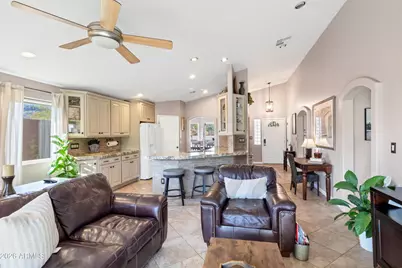 1329 E Mescal Street, Phoenix, AZ 85020 - Photo 7