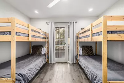 1318 E La Vieve Lane, Tempe, AZ 85284 - Photo 35