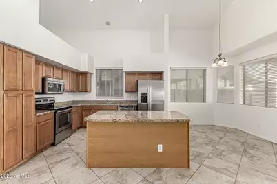 8760 W Augusta Avenue, Glendale, AZ 85305 - Photo 13