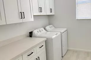 2442 W Rowel Rd, Phoenix, AZ 85085 - Photo 9