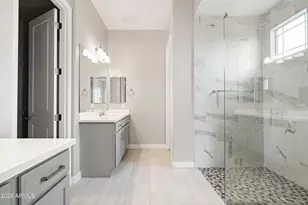 3276 E Los Gatos Dr, Phoenix, AZ 85050 - Photo 17