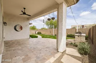 3276 E Los Gatos Dr, Phoenix, AZ 85050 - Photo 27