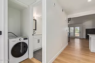 4901 S Calle Los Cerros Dr, Tempe, AZ 85282 - Photo 9