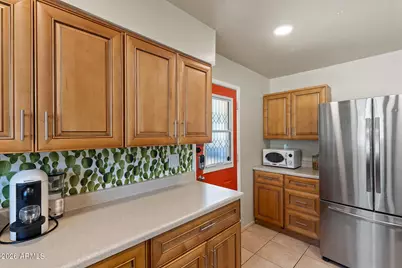 808 E Cinnabar Avenue, Phoenix, AZ 85020 - Photo 33