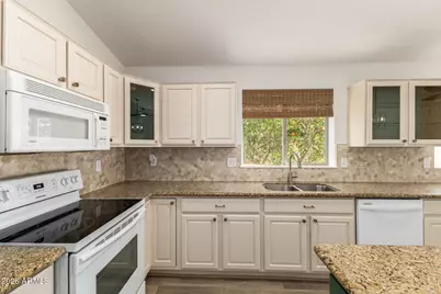 6710 S Four Peaks Place, Chandler, AZ 85249 - Photo 13