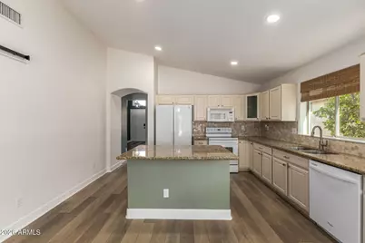 6710 S Four Peaks Place, Chandler, AZ 85249 - Photo 11