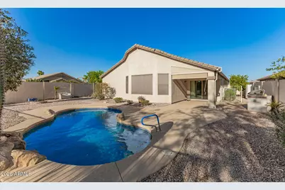 6710 S Four Peaks Place, Chandler, AZ 85249 - Photo 17