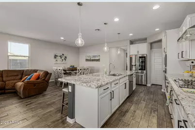 2322 E Harwell Road, Phoenix, AZ 85042 - Photo 7