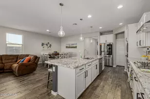 2322 E Harwell Rd, Phoenix, AZ 85042 - Photo 7