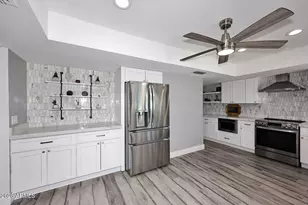 4641 E Mountain View Rd, Phoenix, AZ 85028 - Photo 7