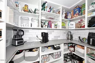 4641 E Mountain View Rd, Phoenix, AZ 85028 - Photo 9