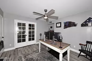 4641 E Mountain View Rd, Phoenix, AZ 85028 - Photo 17