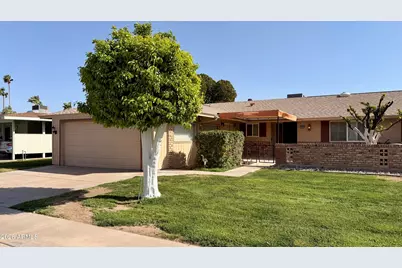 10015 W Mountain View Road, Sun City, AZ 85351 - Photo 9