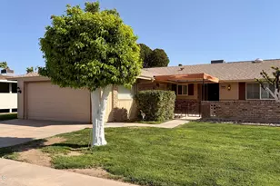 10015 W Mountain View Rd, Sun City, AZ 85351 - Photo 9