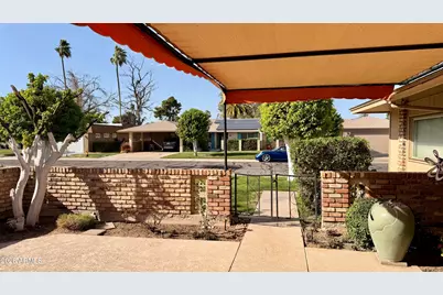 10015 W Mountain View Road, Sun City, AZ 85351 - Photo 1