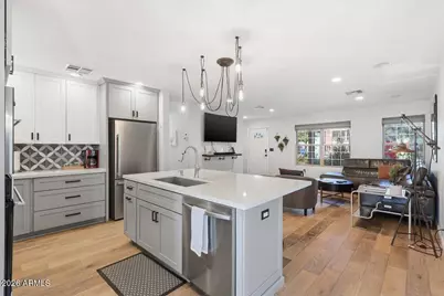 621 N 11th Avenue, Phoenix, AZ 85007 - Photo 13