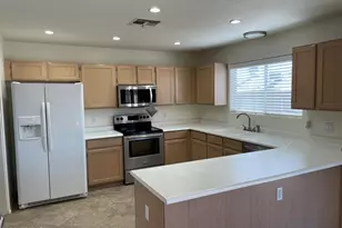 3349 W Abraham Ln, Phoenix, AZ 85027 - Photo 1