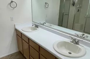 3349 W Abraham Ln, Phoenix, AZ 85027 - Photo 15