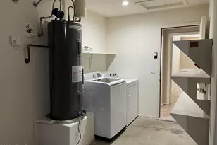 3349 W Abraham Ln, Phoenix, AZ 85027 - Photo 23