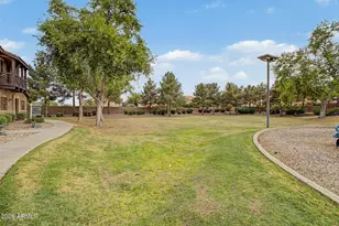 14089 W Country Gables Dr, Surprise, AZ 85379 - Photo 5