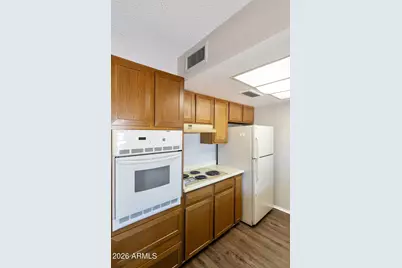 547 S 80th Street E, Mesa, AZ 85208 - Photo 9