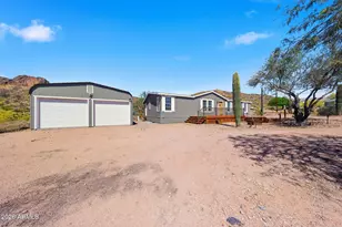 636 W Saddle Butte St, Apache Junction, AZ 85120 - Photo 5