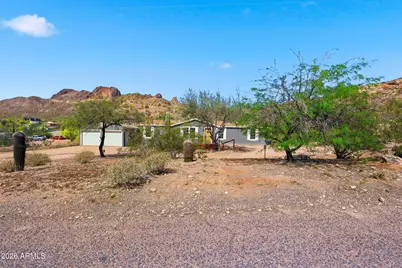 636 W Saddle Butte Street, Apache Junction, AZ 85120 - Photo 7
