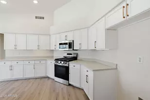 20457 N 87th Dr, Peoria, AZ 85382 - Photo 15