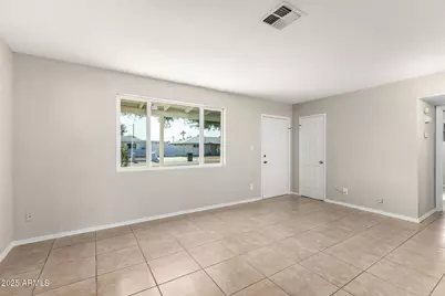 3020 W El Caminito Drive, Phoenix, AZ 85051 - Photo 5