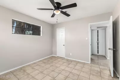 3020 W El Caminito Drive, Phoenix, AZ 85051 - Photo 17